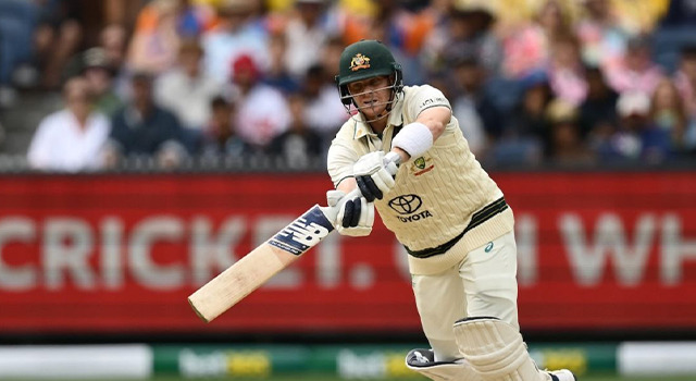 Smith flicks through on side vs India at MCG